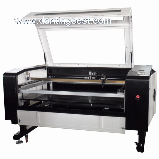 High-Speed Laser Cutting Machine with Special Price(especially for garments industry)